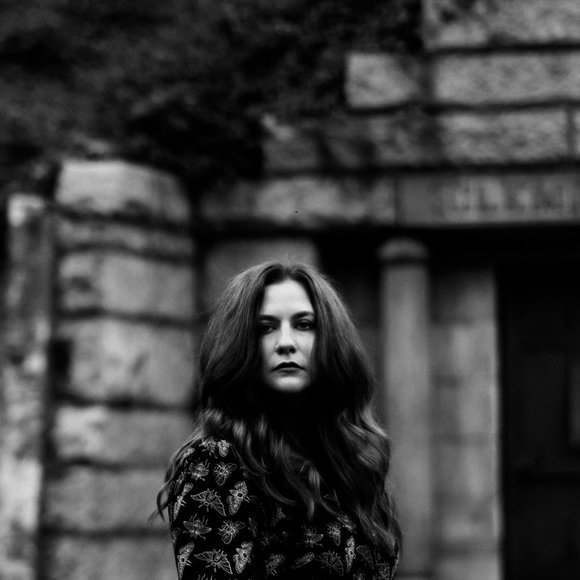 Meet your Posher, Hilary - Picture 1 of 1